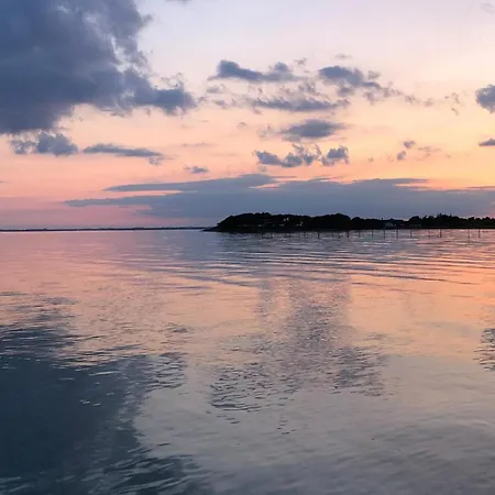 Hébergement de vacances Magnifique Maison à Avec Wi-fi *